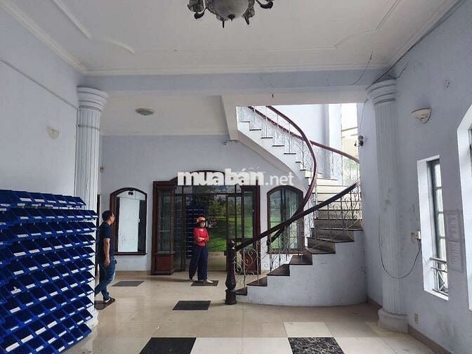 💗🏠 cho thuê mặt bằng 700m2 có ca sĩ biệt thự  dương Quảng Hàm