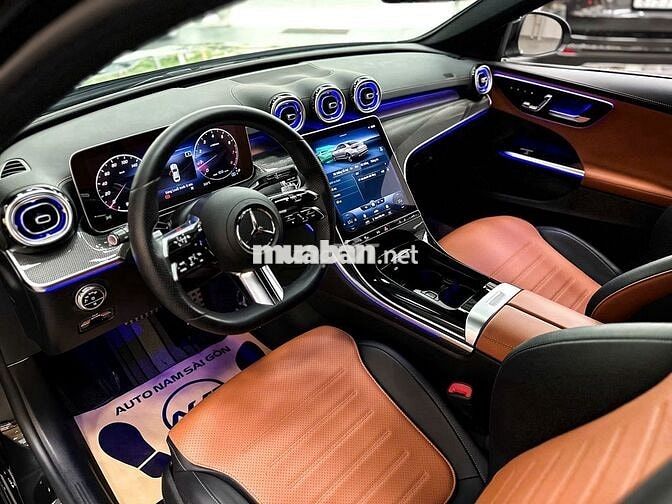 Mercedes C300 AMG 2022 Đen 29.000km