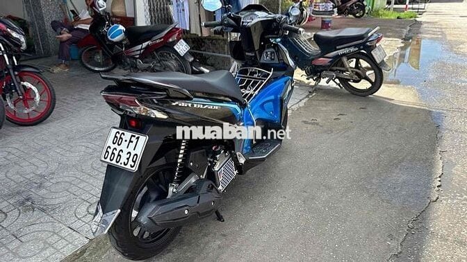 Honda Airblade fi 2018 Xanh đen ( hỗ trợ góp )