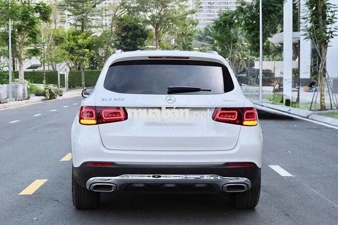 Mercedes GLC 200 4Matic 2019 Trắng 38.000km