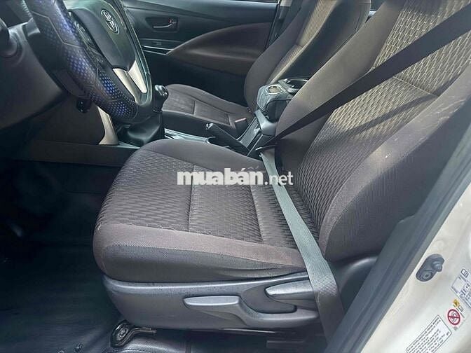 Toyota Innova 2020 Trắng 125.000 km