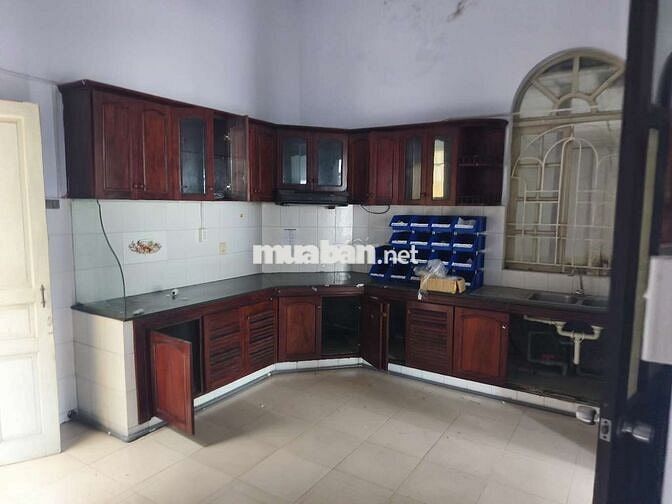 💗🏠 cho thuê mặt bằng 700m2 có ca sĩ biệt thự  dương Quảng Hàm