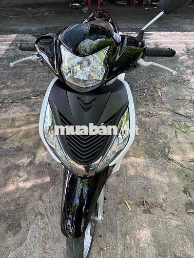 Honda Vision FI Trắng đen Tự động