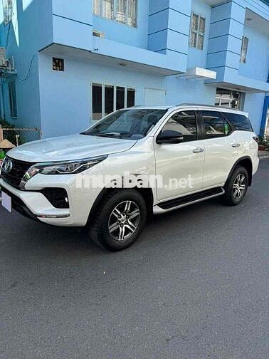 Toyota Fortuner 2022 Trắng Tự động