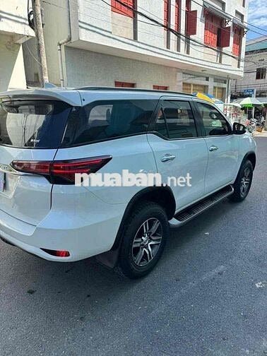 Toyota Fortuner 2022 Trắng Tự động