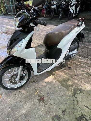 Honda Vision FI Trắng đen Tự động