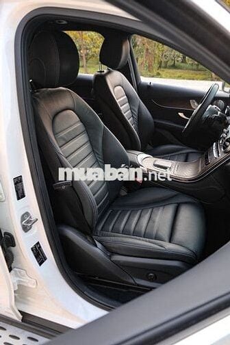 Mercedes GLC 200 4Matic 2019 Trắng 38.000km