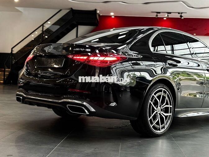 Mercedes C300 AMG 2022 Đen 29.000km