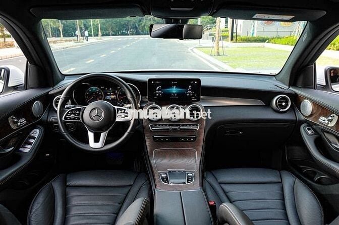 Mercedes GLC 200 4Matic 2019 Trắng 38.000km