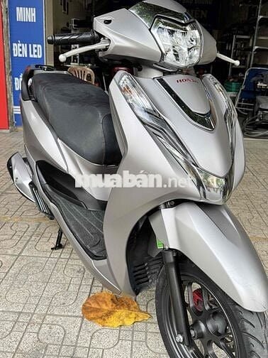 Honda Lead 125cc 2023 4 van Bạc