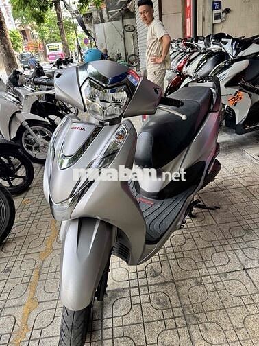 Honda Lead 125cc 2023 4 van Bạc