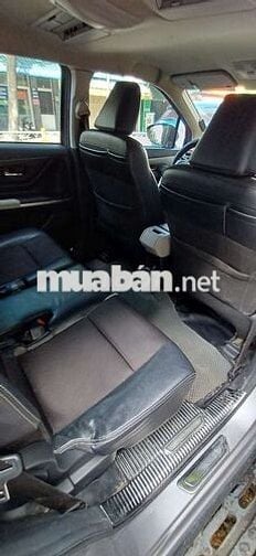 Toyota Veloz Cross 1.5 CVT 2023 Tự động