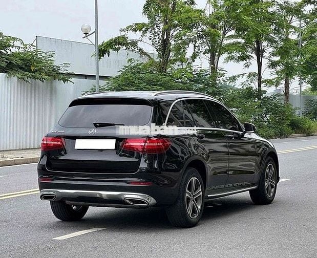 Mercedes GLC 250 4MATIC 2017 Đen