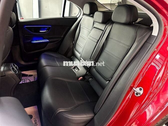 Mercedes C200 Avantgarde 2022 Đỏ 40.000 dặm