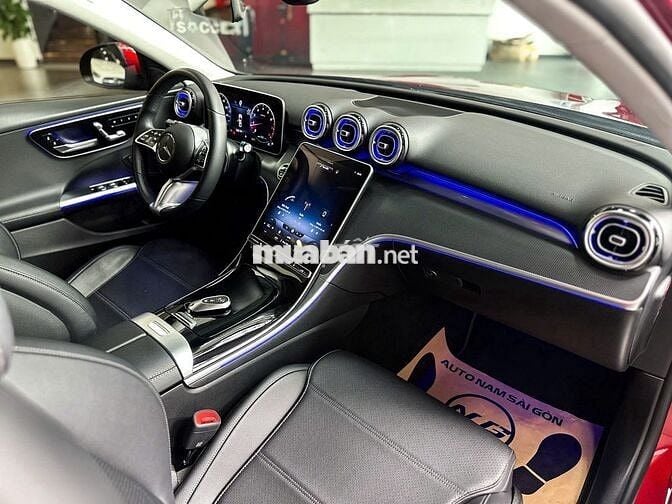 Mercedes C200 Avantgarde 2022 Đỏ 40.000 dặm