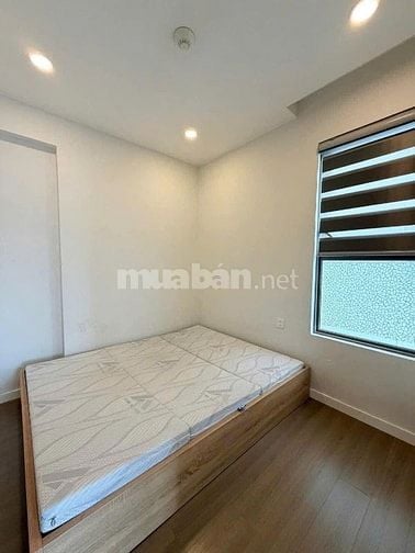 Cho thuê chung cư cao cấp Resgreen Tower- 90m2, 3PN, full NT, giá 15tr