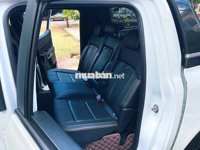 Ford Ranger Wildtrak 4x4 2025 xe cá nhân đi ít