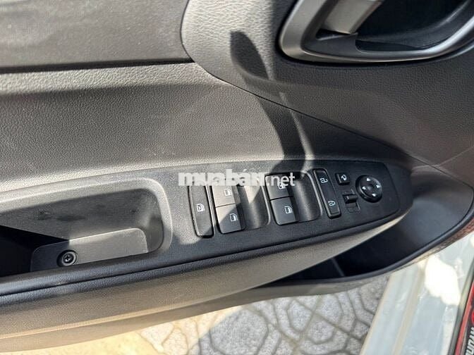 Hyundai i10 1.2 AT Hatchback 2025 Trắng | 9,000 Km