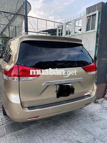 Toyota Sienna Limited 2010 3.5 - 2010