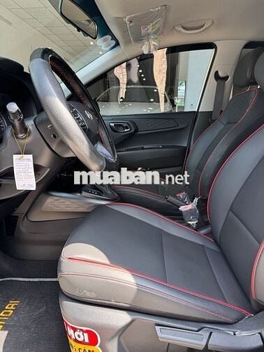 Hyundai i10 1.2 AT Hatchback 2025 Trắng | 9,000 Km