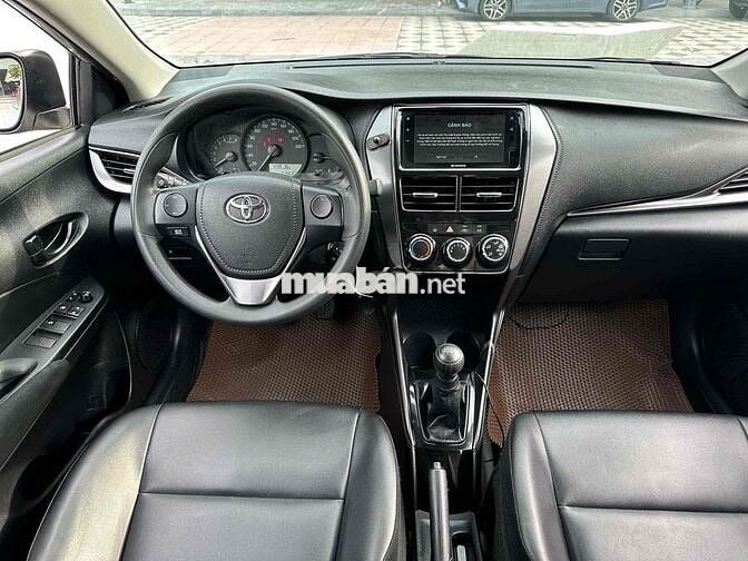 Toyota Vios 2025 Số sàn 30000 km Vàng cát