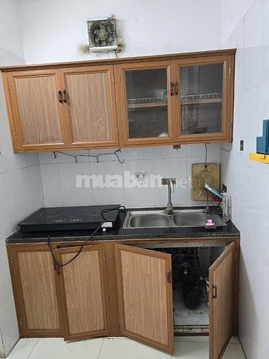 Cho thuê nhà 2T ở Yên Nghĩa, đủ đồ đạc, mang quần áo đến ở luôn.