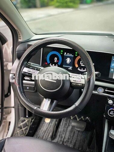 Hyundai Tucson 2025 Xăng 9000 km Trắng