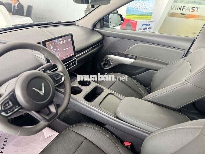 VF MPV7 TRẢ TRƯỚC CHỈ TỪ 100 TRIỆU