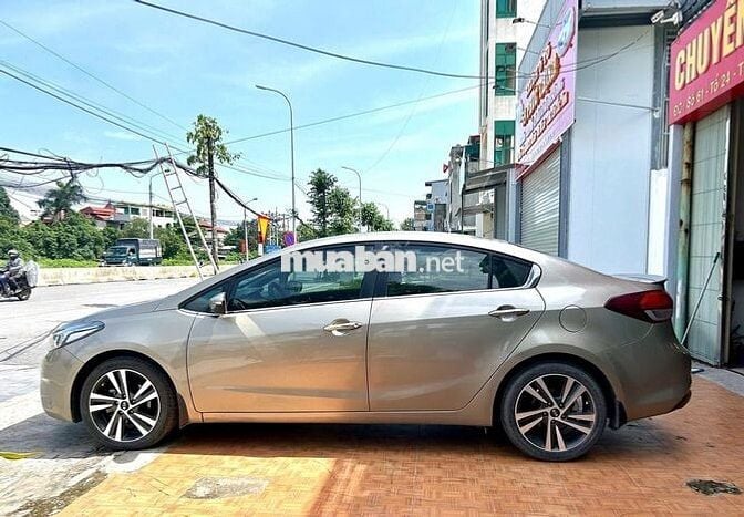 Kia Cerato 1.6 2018 Vàng cát Hà Nội
