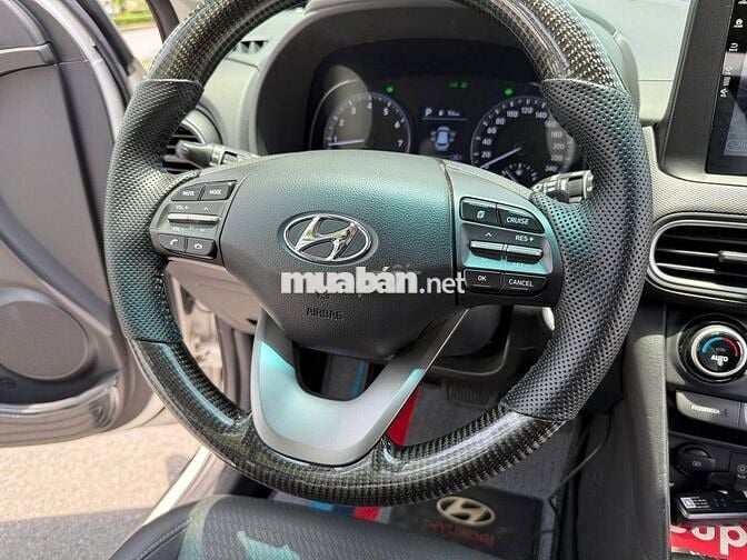Hyundai Kona Đặc Biệt 2.0 AT 2021 Trắng | 48000 Km
