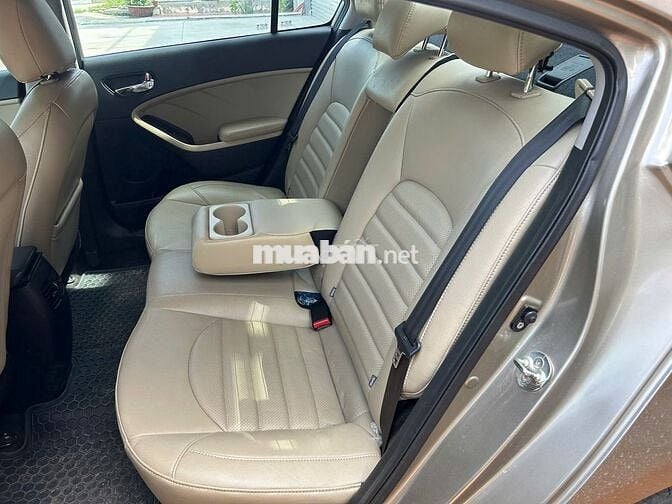 Kia Cerato 1.6 2018 Vàng cát Hà Nội