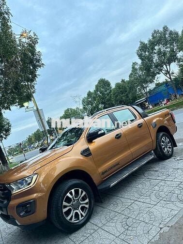 Ford Wildtrak 2018 2.0 Bi-turbo Tự động Vàng đồng