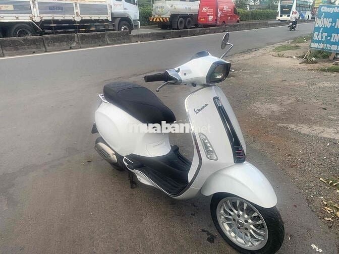 Piaggio Vespa Primavera 125 3V ie 2016 Trắng