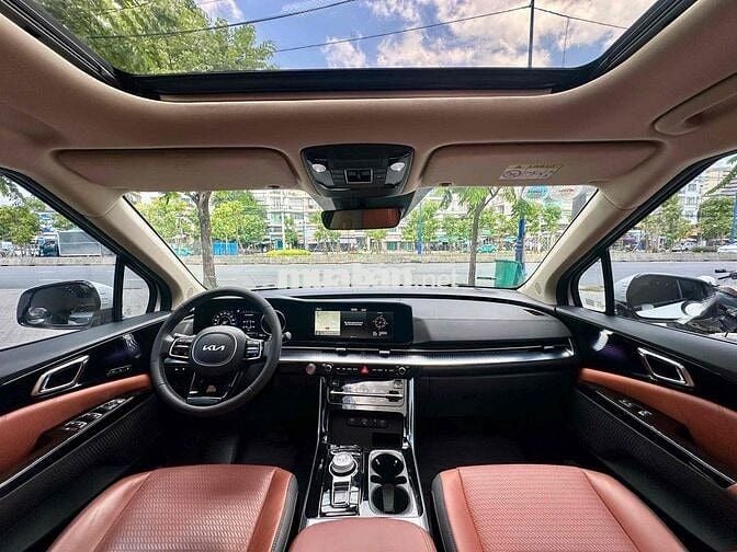 KIA CARNIVAL 2.2D SIGNATURE 2023 Trắng CTY XHĐ