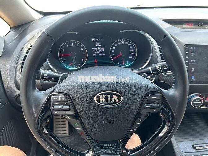Kia Cerato 1.6 2018 Vàng cát Hà Nội