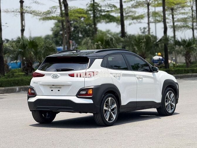 Hyundai Kona Đặc Biệt 2.0 AT 2021 Trắng | 48000 Km