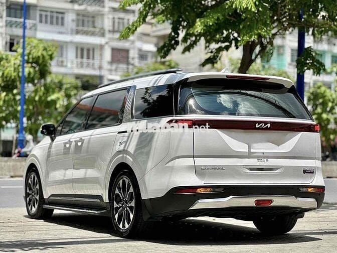 KIA CARNIVAL 2.2D SIGNATURE 2023 Trắng CTY XHĐ