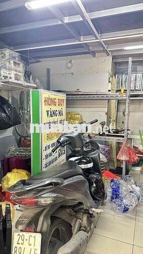 Cho thuê ki-ốt vừa ở vừa kinh doanh