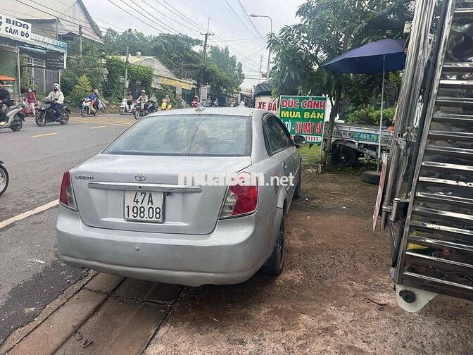 Lacetti 205 5 chỗ Việt Nam