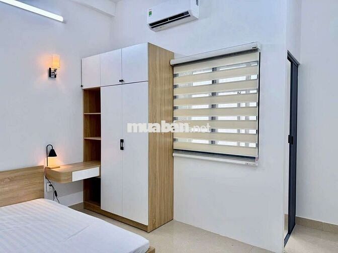 👉 Căn 1 phòng ngủ full nội thất ở ngay Bạch Đằng