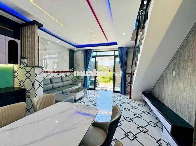 Nhà xinh-Giá hời vị trí ngay khu du lịch sinh thái ao đôi