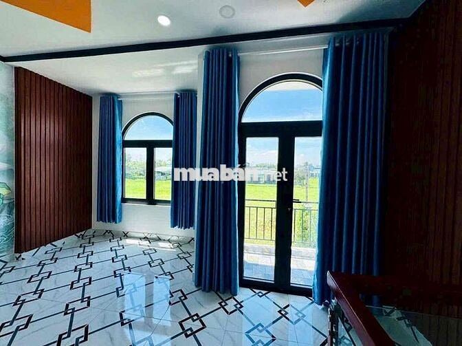 Nhà xinh-Giá hời vị trí ngay khu du lịch sinh thái ao đôi