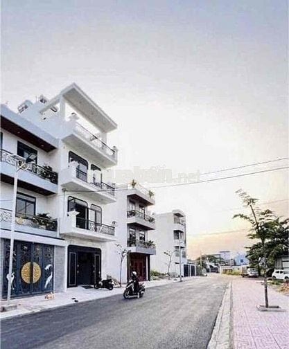 Bùi Thị Lùng, đường rộng 13m, khu dân cư hiện hữu Hóc Môn