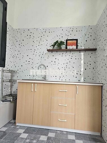 Cho thuê nhà 40m2 - 2 phòng - giá rẻ hẻm 1396 Lê Đức Thọ