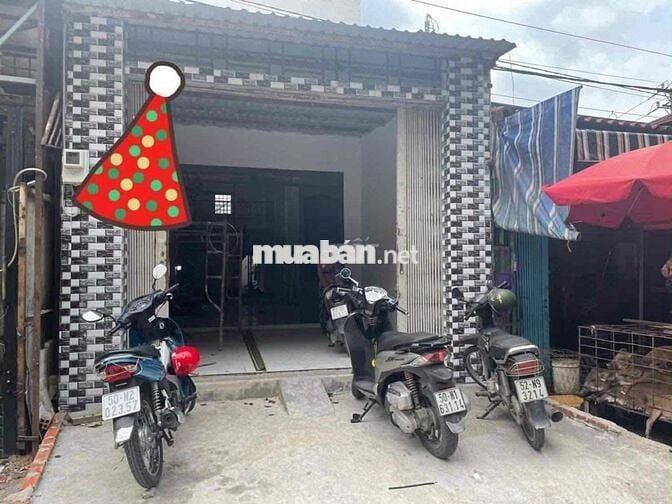 Cho thuê nhà mặt tiền Aeon Tân Phú