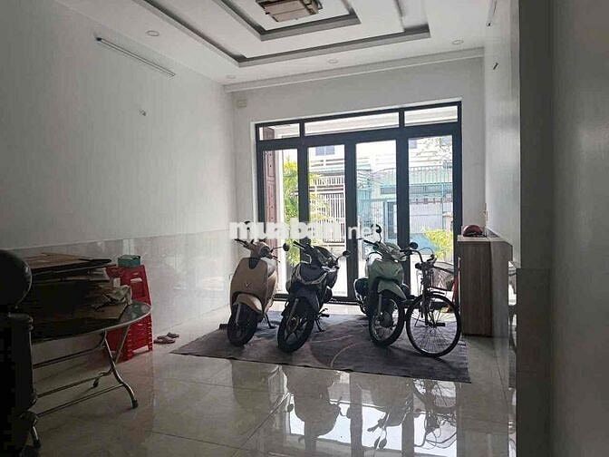 Cho Thuê Nhà P10 Full nội thất