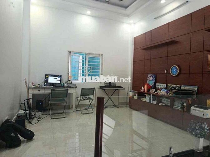 Cho Thuê Nhà P10 Full nội thất