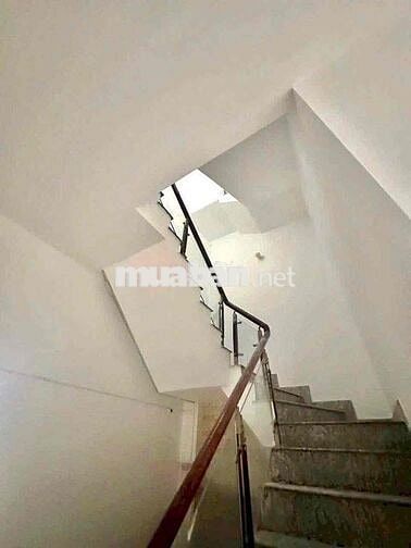CHỦ GỬI CHO THUÊ NHÀ TRỆT 3 LẦU ĐƯỜNG NGUYỄN VĂN CỪ NỐI DÀI