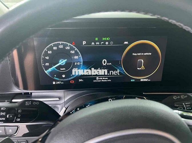 Bán xe Kia Carnival Signature 2.2 Dầu 2022