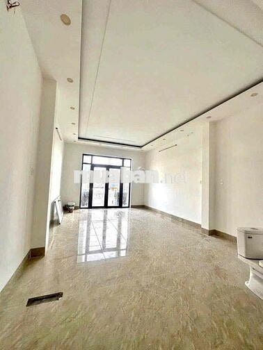 CHỦ GỬI CHO THUÊ NHÀ TRỆT 3 LẦU ĐƯỜNG NGUYỄN VĂN CỪ NỐI DÀI